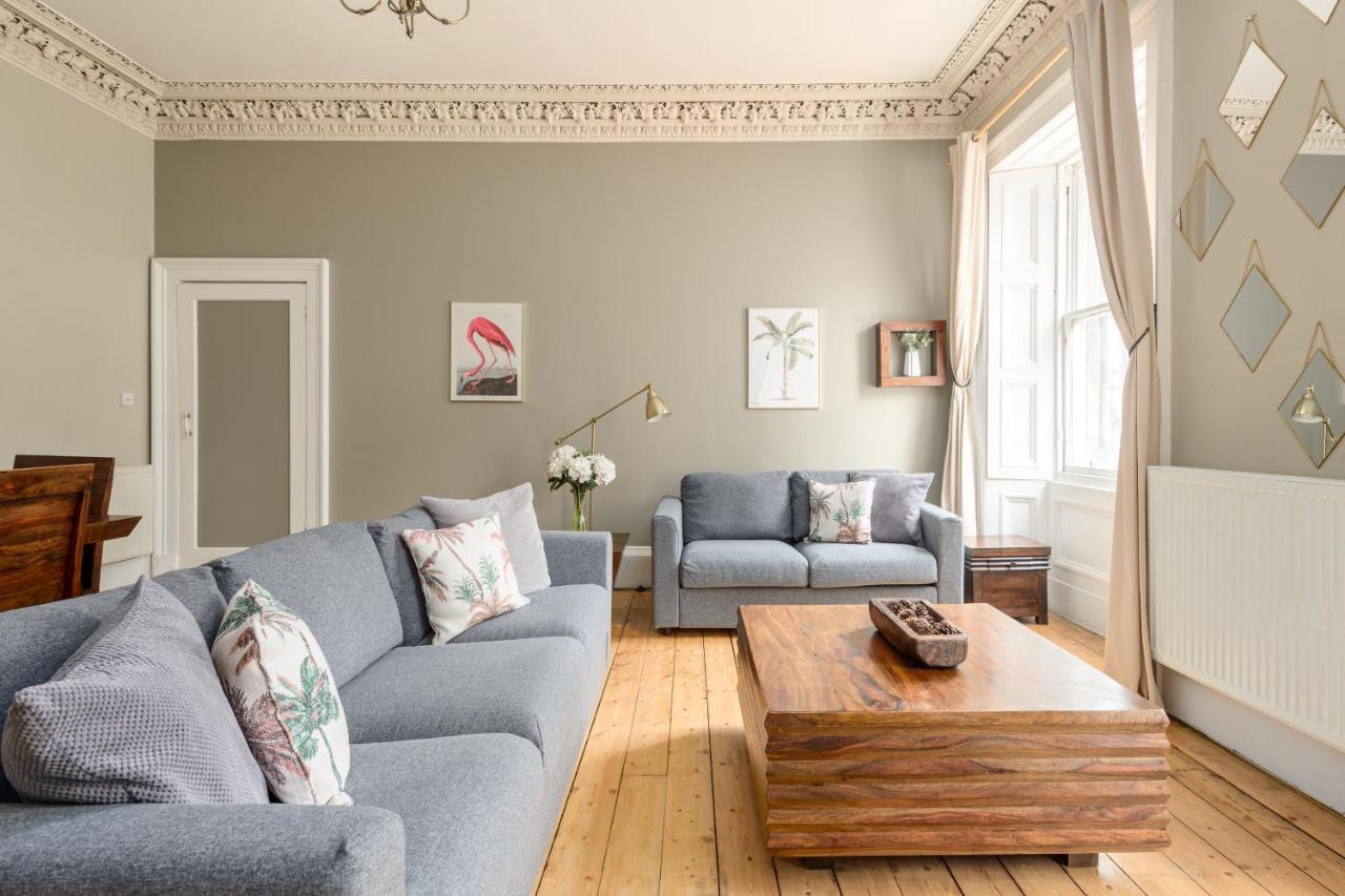 2 Bed Old Town Apartment - Next To Castle EDI Eksteriør bilde