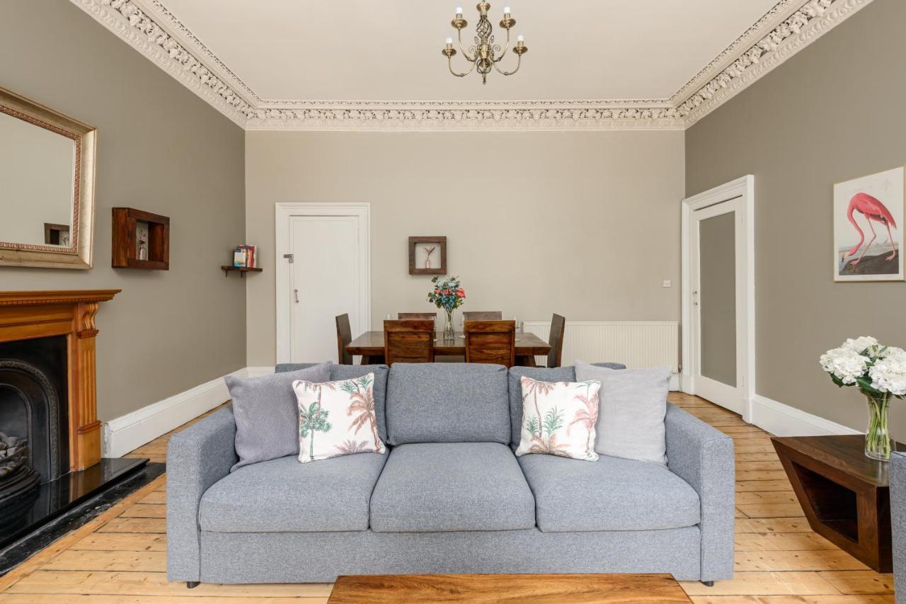 2 Bed Old Town Apartment - Next To Castle EDI Eksteriør bilde